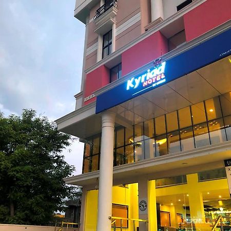 Kyriad Hotel Vijayapura By Othpl Биджапур Экстерьер фото